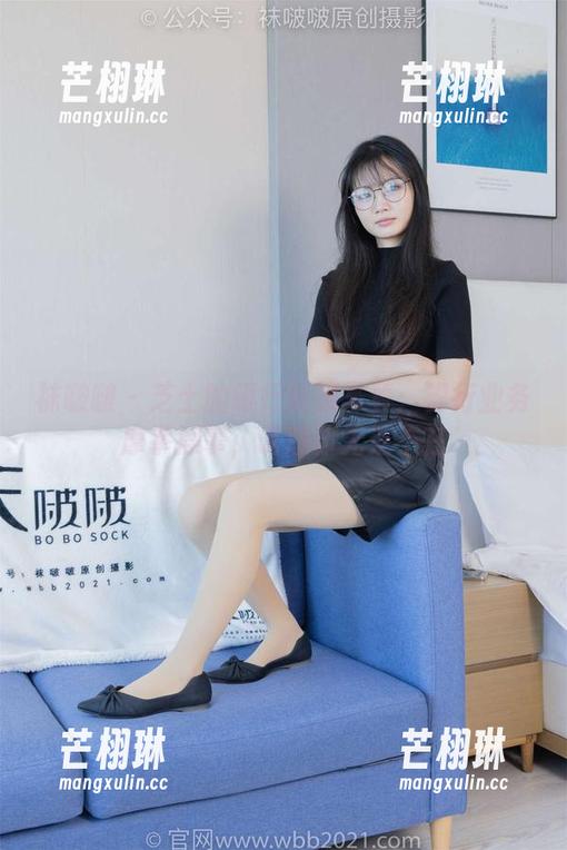 袜啵啵 - 芝士的银行制服写真：银行业务摩拳擦掌，诱惑却无处不在