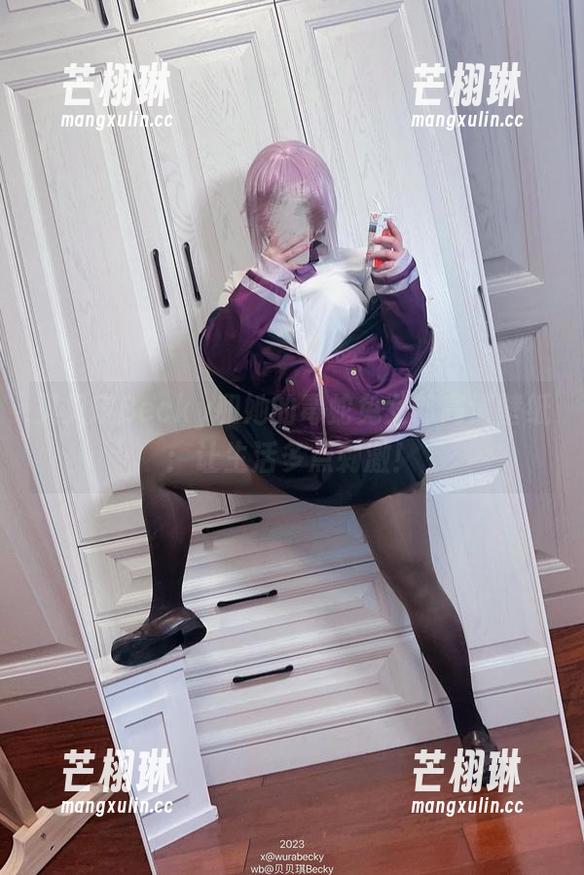 贝贝琪Becky和她的毒蛇兔女郎高清壁纸：让生活多点刺激！
