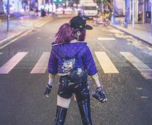 赶紧来看看阿薰kaOri的黑兽精灵，完全免费又想让人多看几眼的写真！