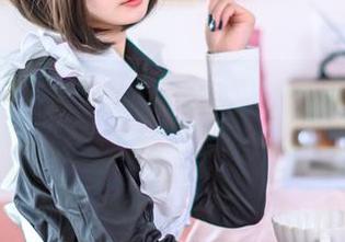 照片中的青水百合子：73毛衣cos得飞起，连隔壁老王都来点赞！
